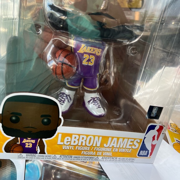 Awesome brand new 15” Lebrone James Funko Pop. Away uniform - Picture 1 of 4